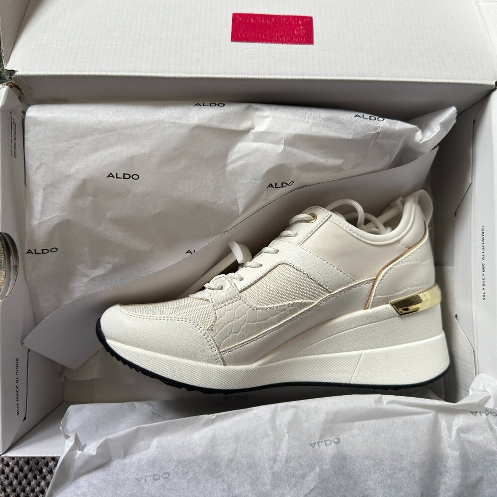 NEW Aldo Thrundra White Women's Sneaker Shoe Size 6